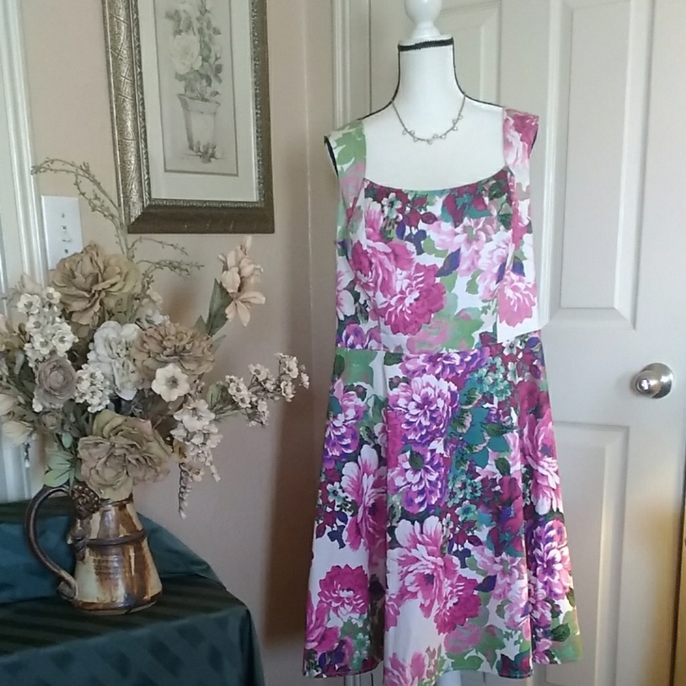 DRESS BARN DRESS